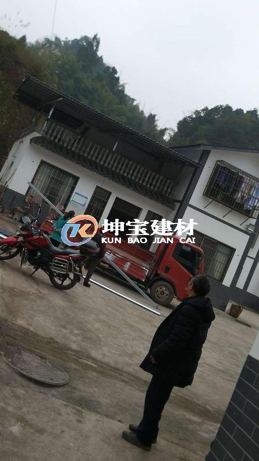 故鄉(xiāng)的老房子，承載著許多我們兒時的回憶