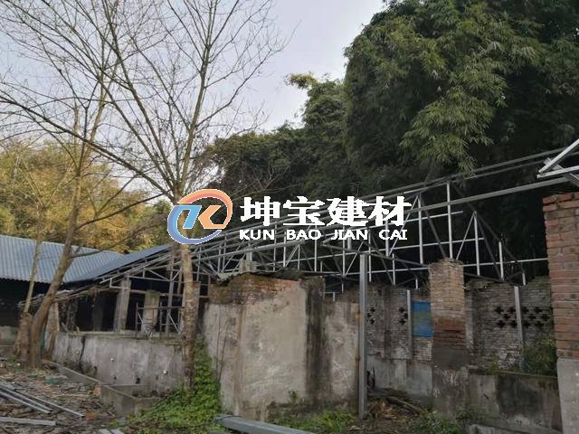 還在為舊房屋面翻新承重問題考慮嗎?，樹脂瓦幫你解決承重！